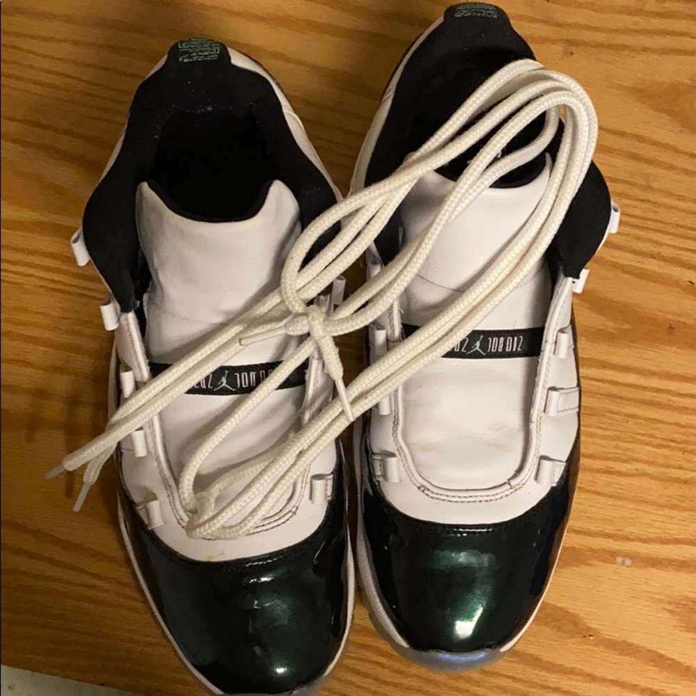 EMERALD 11s